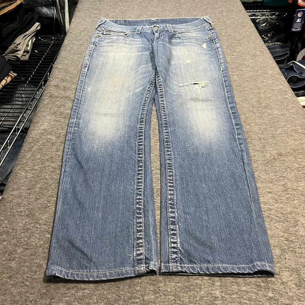 True Religion Jeans Mens 33x32 Blue Med Wash Relaxed Straight Distressed Denim